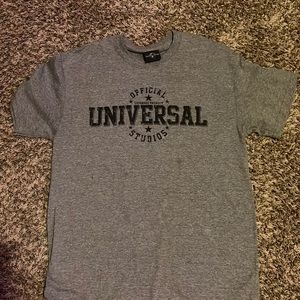 Universal Studios Hollywood plain grey tee
